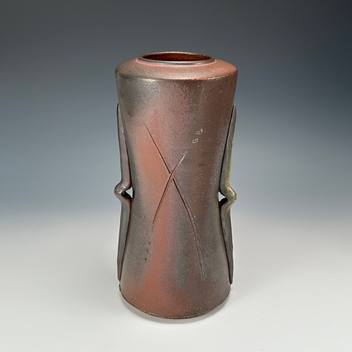Mid Lobe Vase by Chris Kelsey